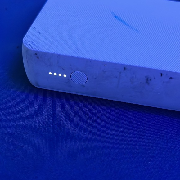 Portable Charging block. - Picture 3 of 3